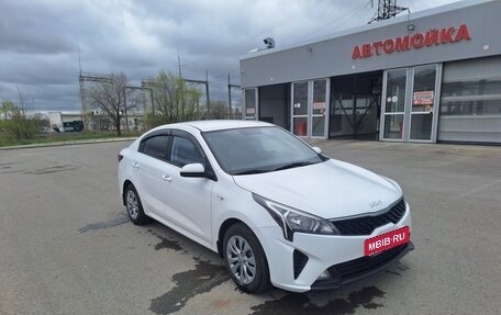 KIA Rio IV, 2021 год, 1 770 000 рублей, 1 фотография