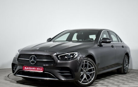 Mercedes-Benz E-Класс, 2021 год, 4 935 000 рублей, 1 фотография