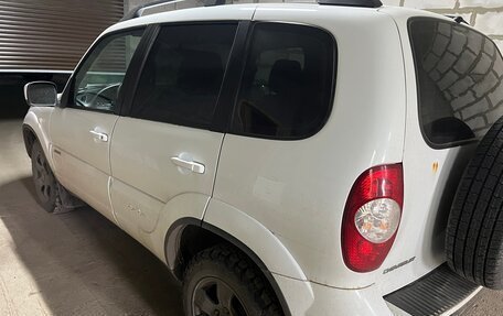 Chevrolet Niva I рестайлинг, 2016 год, 700 000 рублей, 3 фотография