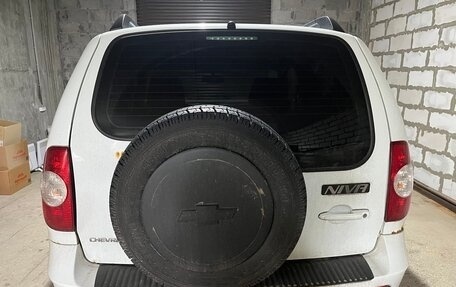 Chevrolet Niva I рестайлинг, 2016 год, 700 000 рублей, 4 фотография