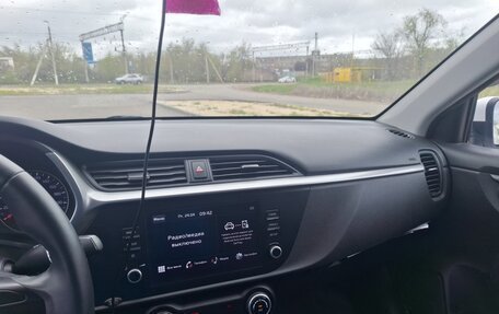 KIA Rio IV, 2021 год, 1 770 000 рублей, 3 фотография