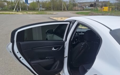 KIA Rio IV, 2021 год, 1 770 000 рублей, 11 фотография