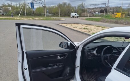 KIA Rio IV, 2021 год, 1 770 000 рублей, 12 фотография