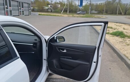 KIA Rio IV, 2021 год, 1 770 000 рублей, 13 фотография