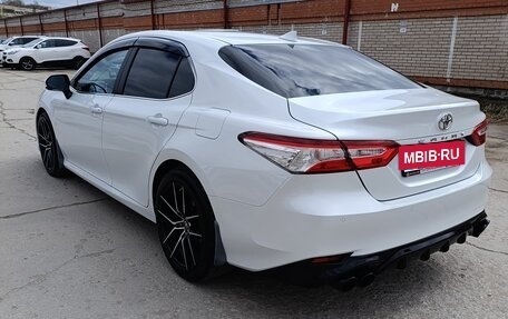 Toyota Camry, 2021 год, 3 550 000 рублей, 13 фотография