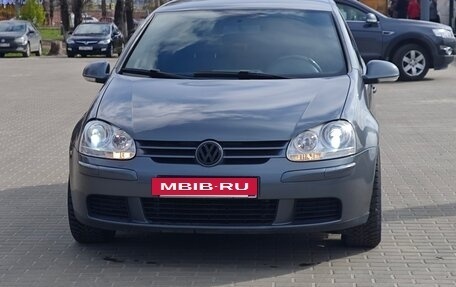 Volkswagen Golf V, 2006 год, 530 000 рублей, 2 фотография