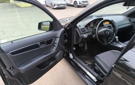 Mercedes-Benz C-Класс, 2010 год, 900 000 рублей, 13 фотография