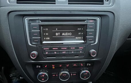 Volkswagen Jetta VI, 2014 год, 895 000 рублей, 11 фотография