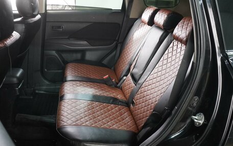 Mitsubishi Outlander III рестайлинг 3, 2012 год, 1 249 000 рублей, 9 фотография