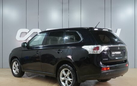 Mitsubishi Outlander III рестайлинг 3, 2012 год, 1 249 000 рублей, 2 фотография