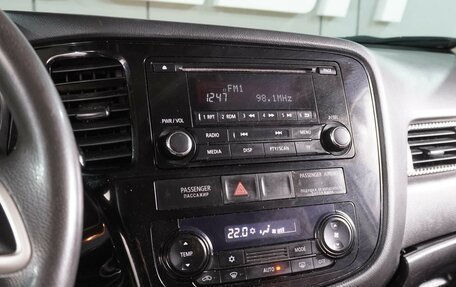 Mitsubishi Outlander III рестайлинг 3, 2012 год, 1 249 000 рублей, 12 фотография