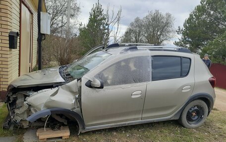 Renault Sandero II рестайлинг, 2016 год, 399 000 рублей, 2 фотография