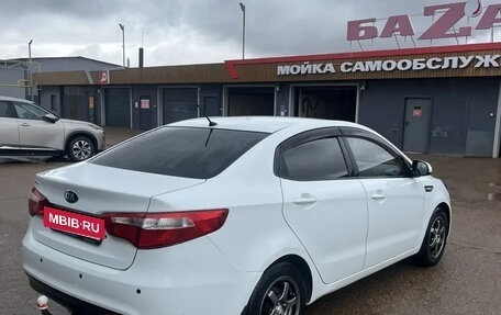 KIA Rio III рестайлинг, 2014 год, 880 000 рублей, 5 фотография