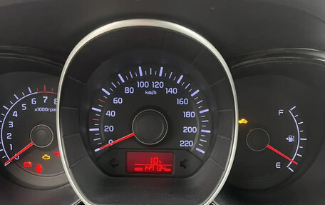 KIA Rio III рестайлинг, 2014 год, 880 000 рублей, 8 фотография