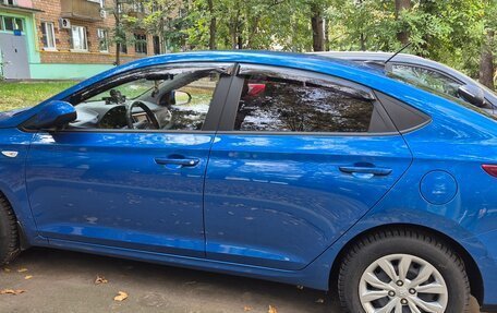 Hyundai Solaris II рестайлинг, 2021 год, 2 500 000 рублей, 3 фотография