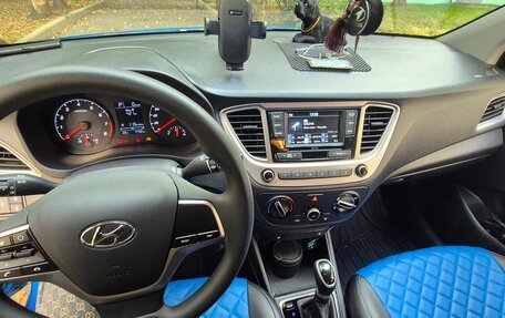 Hyundai Solaris II рестайлинг, 2021 год, 2 500 000 рублей, 8 фотография