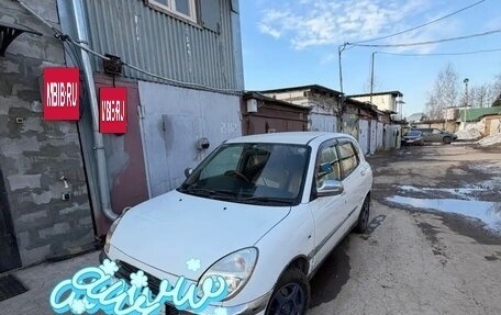 Daihatsu Storia, 2001 год, 23 фотография