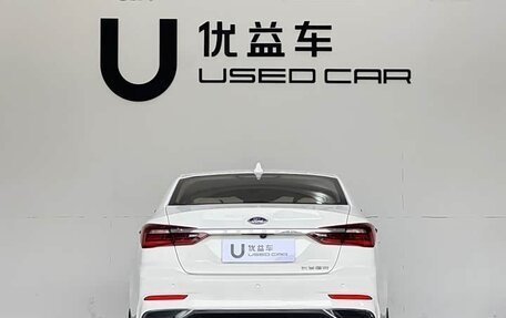 Ford Escort, 2021 год, 1 075 340 рублей, 4 фотография