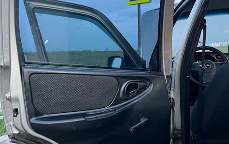 Chevrolet Niva I рестайлинг, 2010 год, 380 000 рублей, 17 фотография