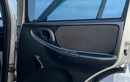 Chevrolet Niva I рестайлинг, 2010 год, 380 000 рублей, 19 фотография