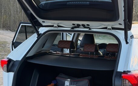 Toyota RAV4, 2022 год, 3 300 000 рублей, 7 фотография