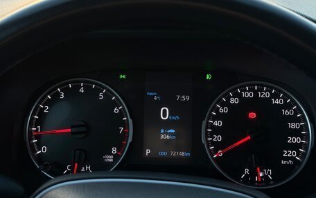 Toyota RAV4, 2022 год, 3 300 000 рублей, 8 фотография