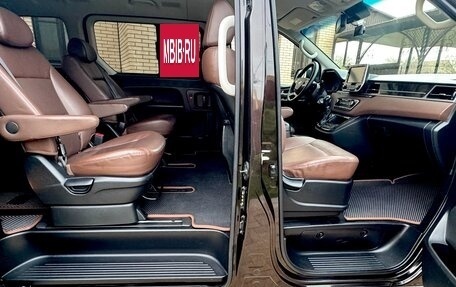 Hyundai Grand Starex Grand Starex I рестайлинг 2, 2018 год, 3 500 000 рублей, 14 фотография