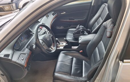 Honda Crosstour I рестайлинг, 2011 год, 1 300 000 рублей, 7 фотография