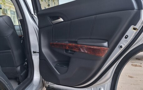 Honda Crosstour I рестайлинг, 2011 год, 1 300 000 рублей, 14 фотография