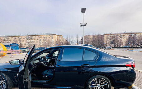 BMW 5 серия, 2021 год, 5 990 000 рублей, 9 фотография