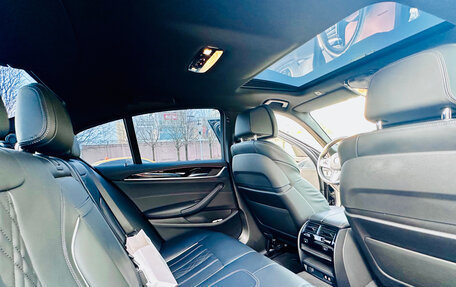 BMW 5 серия, 2021 год, 5 990 000 рублей, 18 фотография