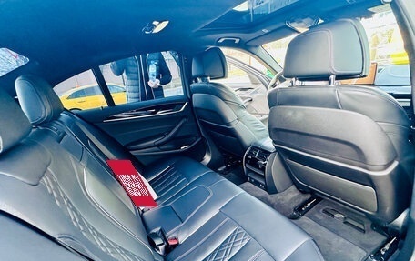 BMW 5 серия, 2021 год, 5 990 000 рублей, 16 фотография