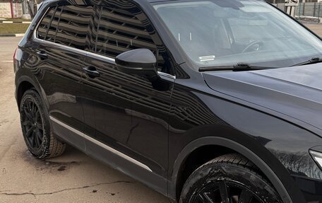 Volkswagen Tiguan II, 2017 год, 2 800 000 рублей, 5 фотография