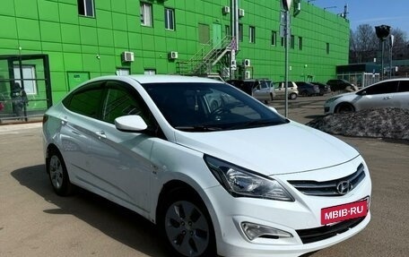 Hyundai Solaris II рестайлинг, 2016 год, 599 999 рублей, 4 фотография