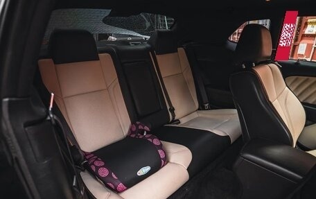 Dodge Challenger III рестайлинг 2, 2017 год, 3 850 000 рублей, 27 фотография