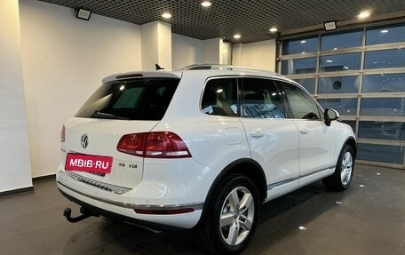 Volkswagen Touareg III, 2014 год, 2 740 000 рублей, 3 фотография