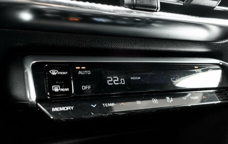 KIA K5, 2021 год, 2 625 000 рублей, 24 фотография