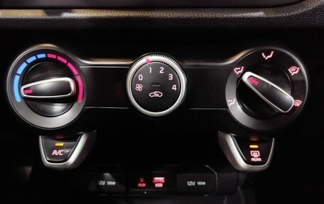 KIA Rio IV, 2019 год, 1 450 000 рублей, 15 фотография