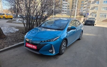 Toyota Prius IV XW50, 2026 год, 2 300 000 рублей, 1 фотография
