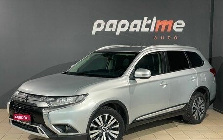 Mitsubishi Outlander III рестайлинг 3, 2019 год, 2 299 000 рублей, 1 фотография