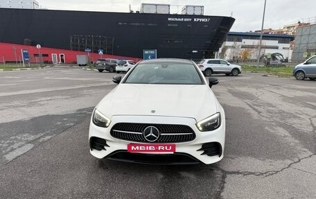 Mercedes-Benz E-Класс, 2021 год, 5 950 000 рублей, 2 фотография