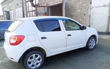 Renault Sandero II рестайлинг, 2016 год, 680 000 рублей, 3 фотография