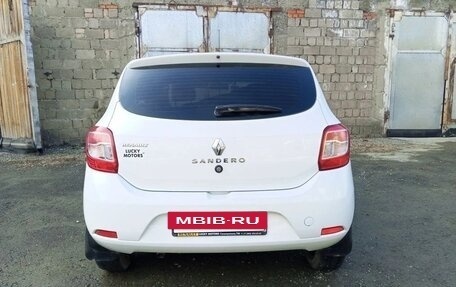 Renault Sandero II рестайлинг, 2016 год, 680 000 рублей, 4 фотография