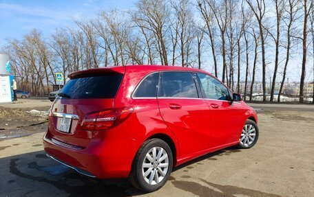 Mercedes-Benz B-Класс, 2014 год, 1 350 000 рублей, 2 фотография