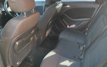 Mercedes-Benz B-Класс, 2014 год, 1 350 000 рублей, 10 фотография