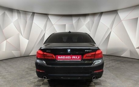 BMW 5 серия, 2017 год, 3 850 000 рублей, 4 фотография
