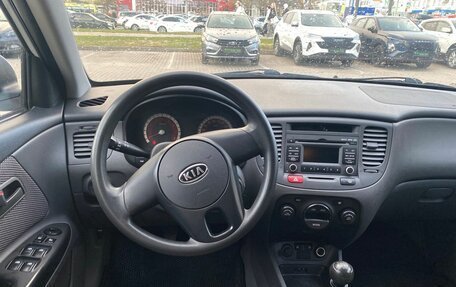 KIA Rio II, 2010 год, 571 000 рублей, 10 фотография