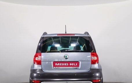 Skoda Yeti I рестайлинг, 2011 год, 999 000 рублей, 6 фотография