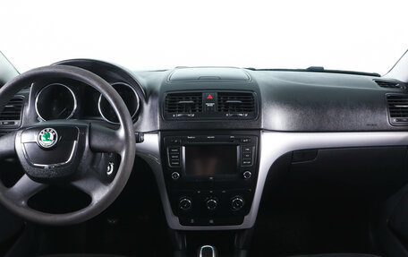 Skoda Yeti I рестайлинг, 2011 год, 999 000 рублей, 14 фотография