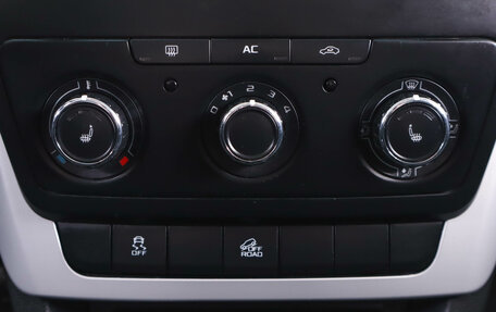 Skoda Yeti I рестайлинг, 2011 год, 999 000 рублей, 18 фотография